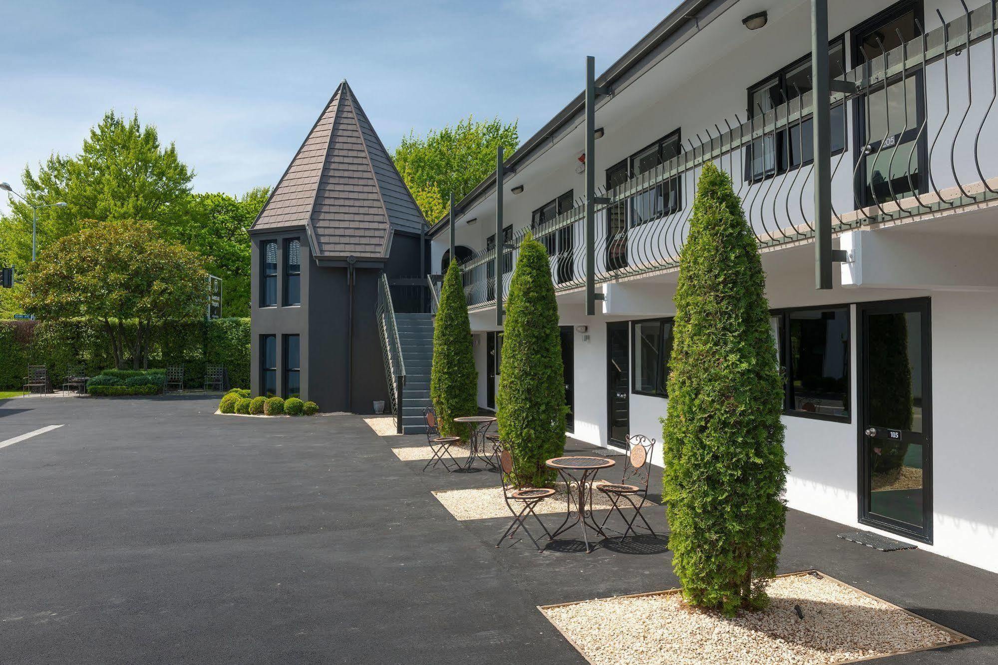 The Towers On The Park Hotel Christchurch Exterior photo